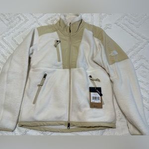 The North Face - 94 DENALI HIGH PILE JACKET - MEN’S Brand new with tags